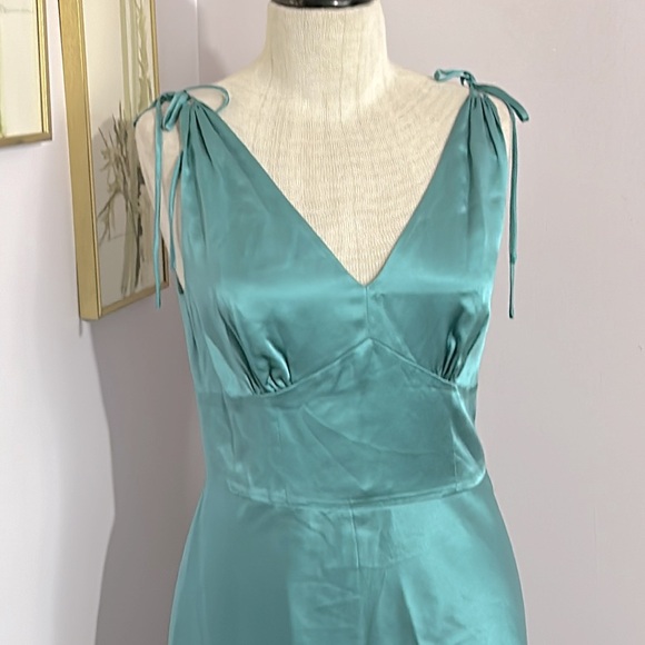 LOFT Silk Dress 6 Petite - Picture 2 of 5